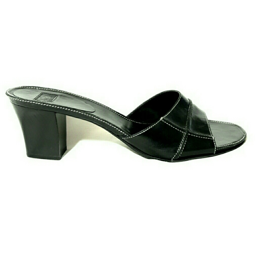 Arturo Chiang Black Leather Slides